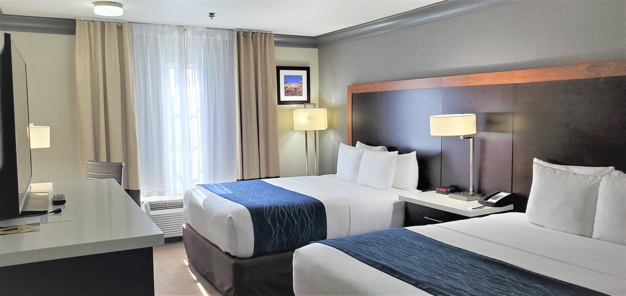 Comfort Inn & Suites Near Universal - N Hollywood - Burbank Лос-Анджелес Экстерьер фото