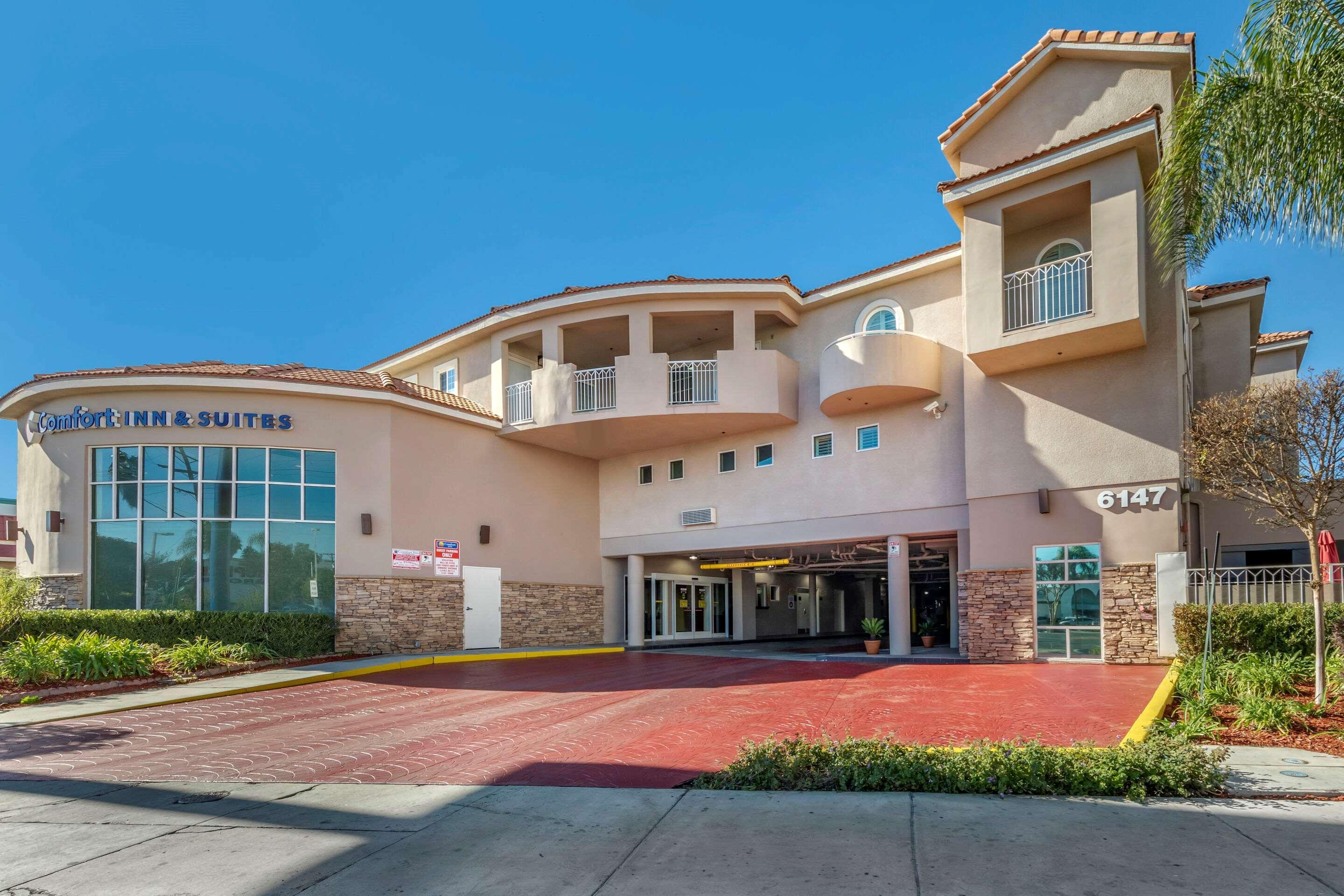 Comfort Inn & Suites Near Universal - N Hollywood - Burbank Лос-Анджелес Экстерьер фото